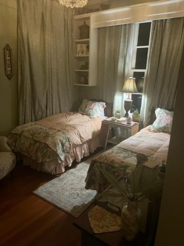 Jenny'S Downtown Hideaway Bed And Breakfast 劳雷尔 外观 照片