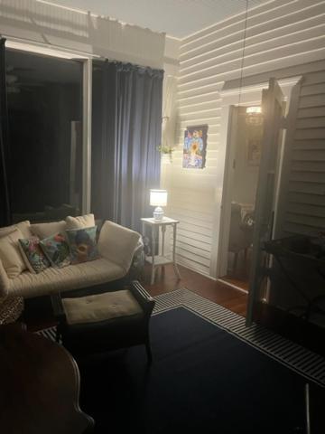 Jenny'S Downtown Hideaway Bed And Breakfast 劳雷尔 外观 照片