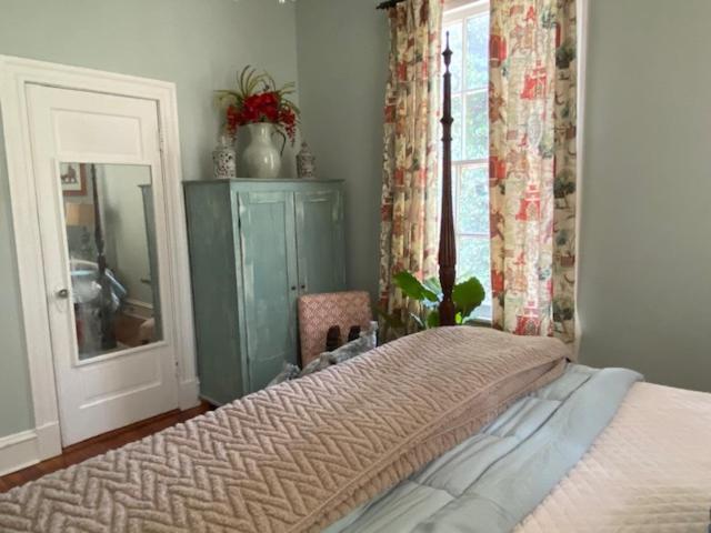Jenny'S Downtown Hideaway Bed And Breakfast 劳雷尔 外观 照片